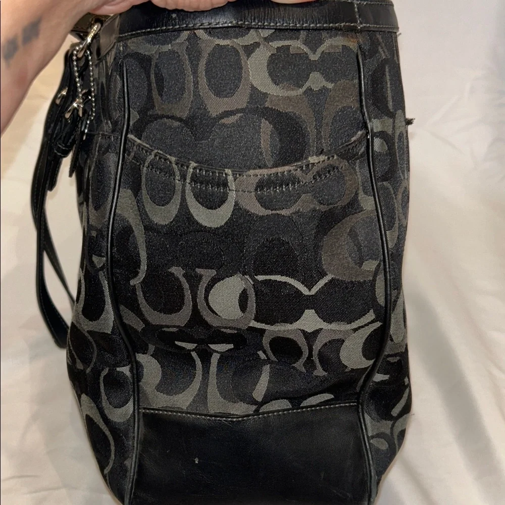 Coach Black and Gray Signature Baby Bag - Picture 4 of 14